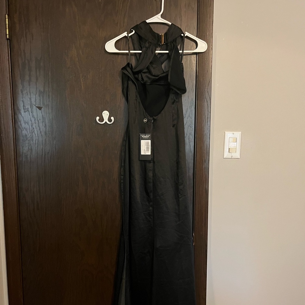 Club L London Unstoppable Elegant Black Halter Dress- Never Worn - Picture 4 of 5
